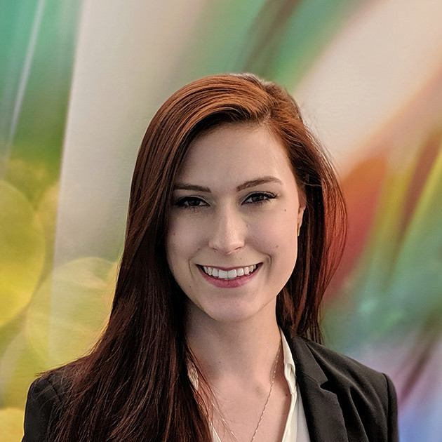 Smiling headshot of Bonnie Hurst MBA ’19
